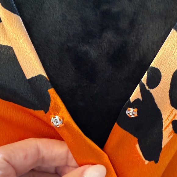 Honey Punch Bold Orange Leopard Wrap Blouse - Picture 6 of 9
